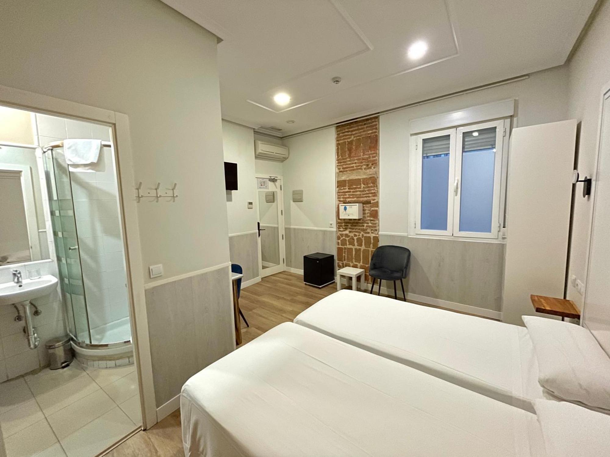 Hostal Madryt Zewnętrze zdjęcie