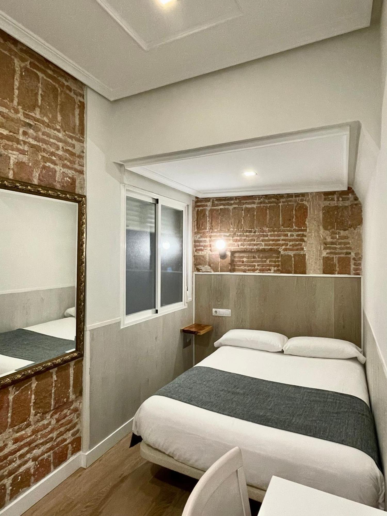 Hostal Madryt Zewnętrze zdjęcie