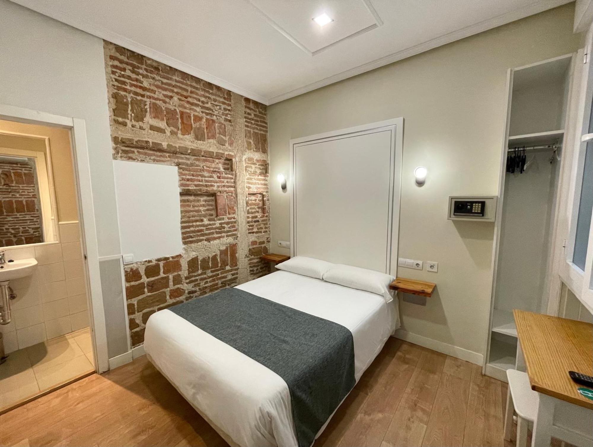Hostal Madryt Zewnętrze zdjęcie